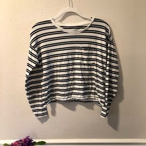 Everlane crop top